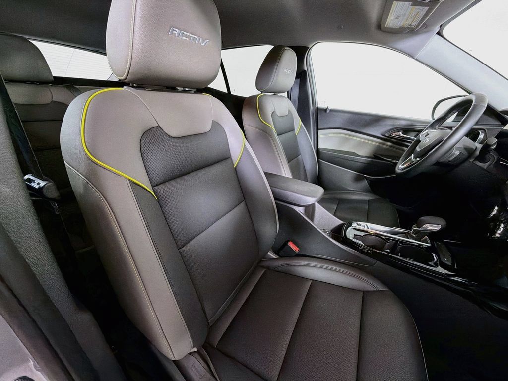 New 2026 Chevrolet Trax ACTIV FWD image 22
