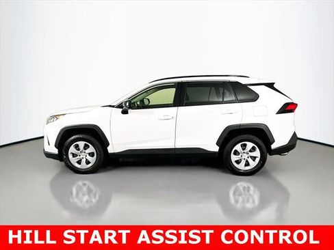 Certified 2019 Toyota RAV4 LE image 7