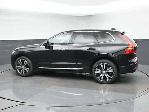 Used 2023 Volvo XC60 B5 Plus w/ Climate Package AWD/4WD image 7