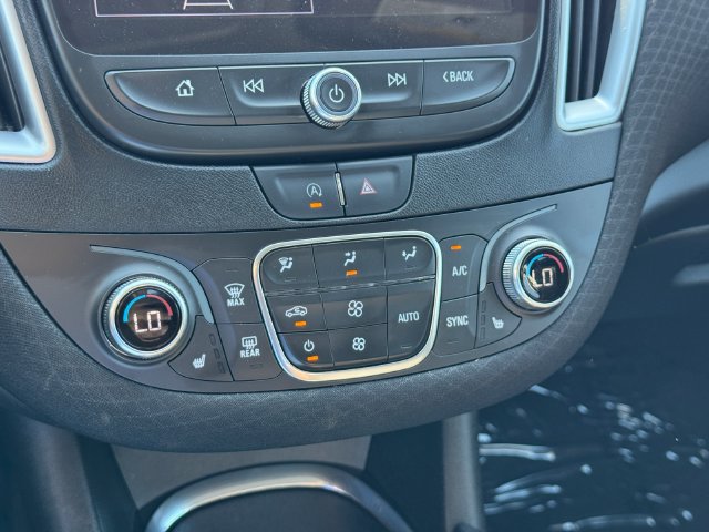 Certified 2025 Chevrolet Malibu LT FWD image 18