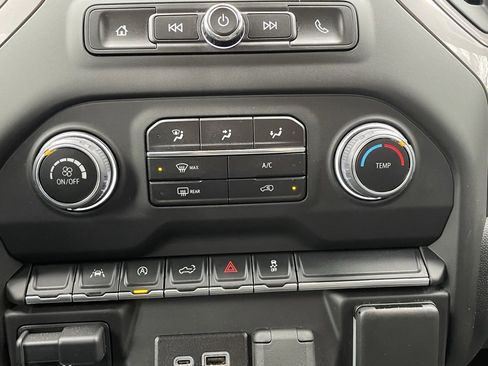 Certified 2024 Chevrolet Silverado 1500 Custom image 37