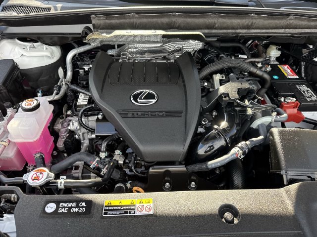 Used 2025 Lexus RX 350 FWD w/ Technology Package image 32