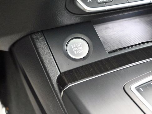 Used 2018 Audi Q5 2.0T Premium Plus w/ Premium Plus Package image 9