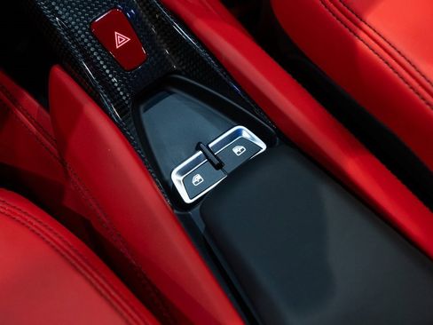 Certified 2022 Ferrari F8 Tributo image 36