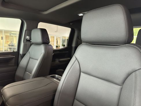 New 2026 Chevrolet Silverado 1500 LTZ w/ Technology Package image 4