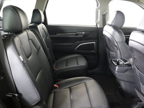 Used 2025 Kia Telluride S AWD/4WD image 36