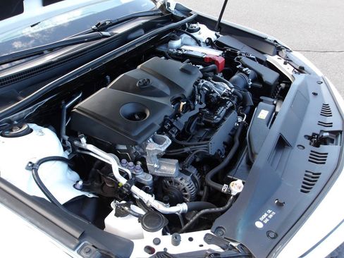 Used 2019 Toyota Camry SE FWD image 22