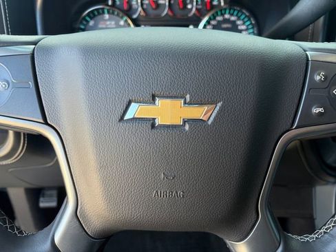 Used 2017 Chevrolet Silverado 1500 LTZ Z71 w/ Midnight Edition AWD/4WD image 7