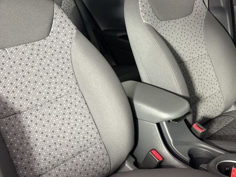 Used 2019 Hyundai Ioniq Plug-In Hybrid FWD image 36