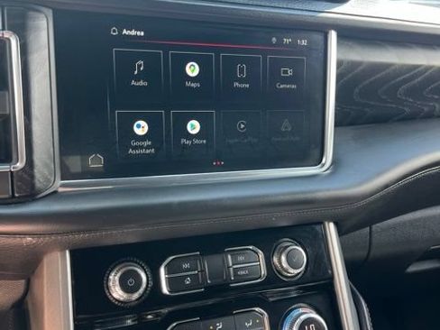 Used 2022 GMC Yukon XL Denali w/ Denali Premium Package AWD/4WD image 37