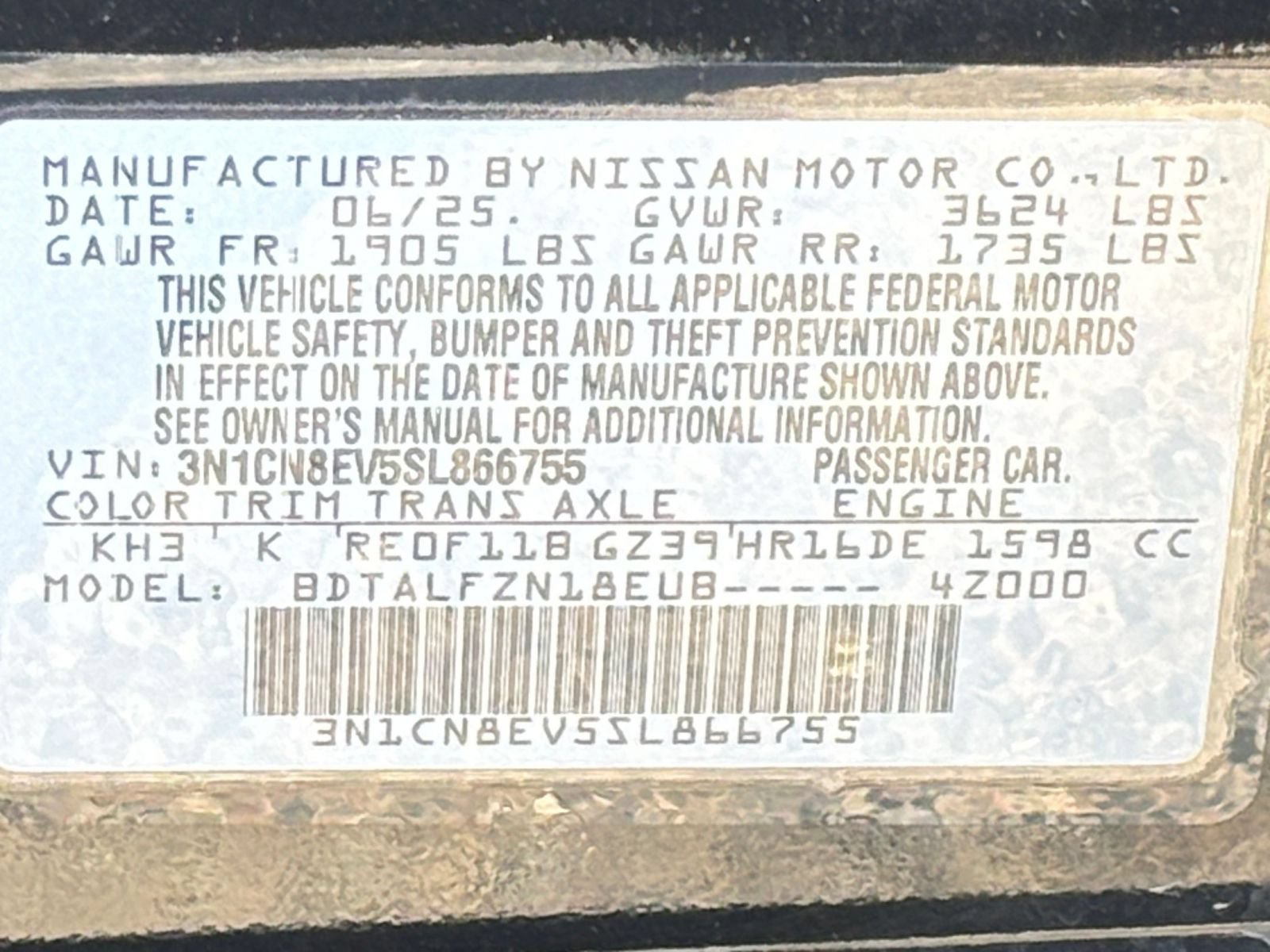 Used 2025 Nissan Versa SV FWD image 24