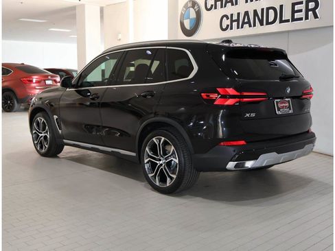 Used 2026 BMW X5 xDrive40i w/ Premium Package AWD/4WD image 5