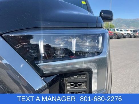 Used 2023 Toyota Tundra Platinum AWD/4WD image 16