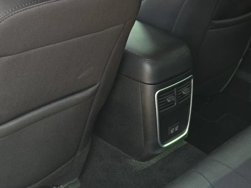 Used 2021 Chrysler 300 Touring w/ Sport Appearance Package RWD image 36