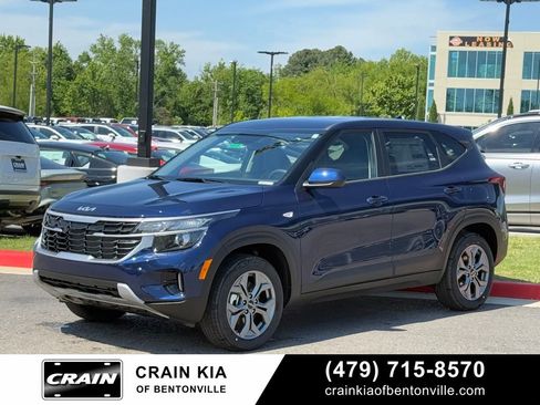 New 2026 Kia Seltos LX AWD/4WD image 3