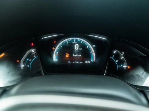 Used 2018 Honda Civic EX image 39
