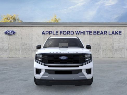 New 2026 Ford Expedition Platinum w/ Platinum Ultimate Package image 6