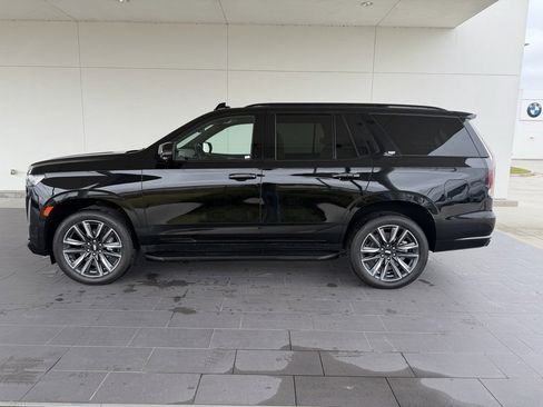 Used 2024 Cadillac Escalade Sport image 9