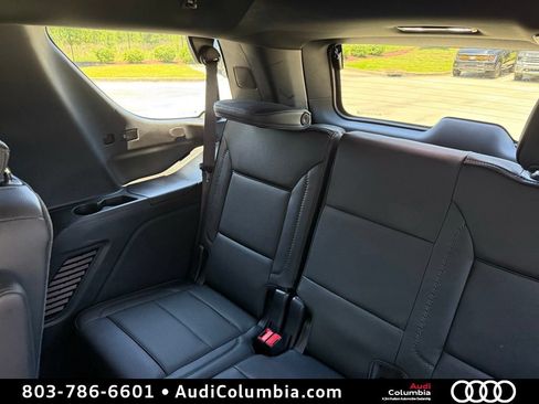 Used 2023 GMC Yukon Denali AWD/4WD image 27