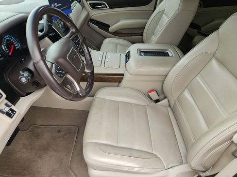 Used 2019 GMC Yukon Denali RWD image 9