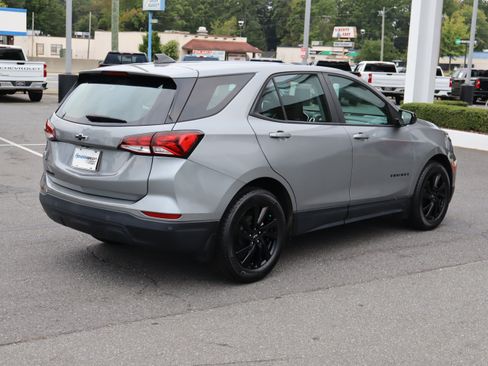 Used 2023 Chevrolet Equinox LS w/ Sport Edition FWD image 10