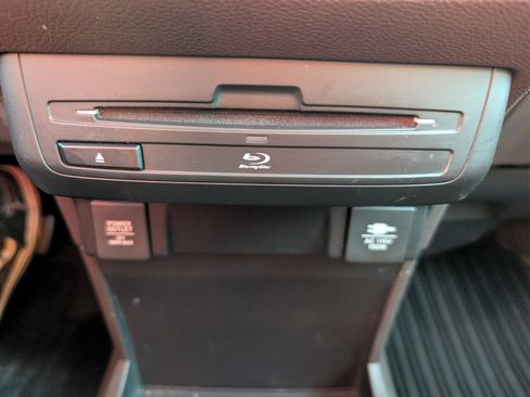 Used 2019 Honda Odyssey Touring image 24