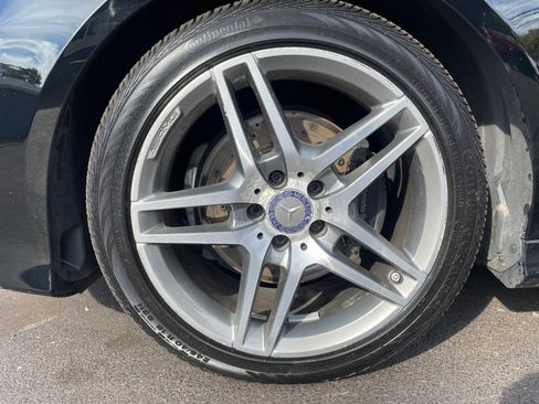 Used 2016 Mercedes-Benz E 350 4MATIC Sedan image 20