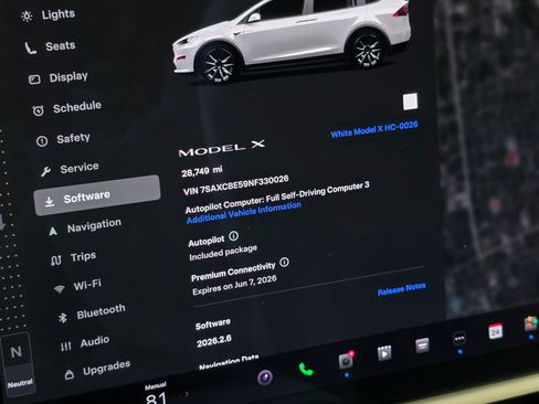 Used 2022 Tesla Model X AWD/4WD image 6