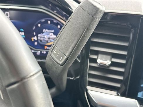 Used 2024 Chevrolet Silverado 3500 LT w/ Convenience Package image 15