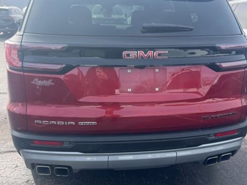 Used 2024 GMC Acadia Elevation w/ Trailering Package image 9