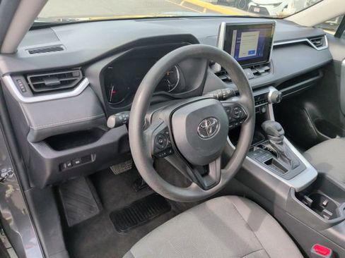 Used 2024 Toyota RAV4 XLE FWD image 14
