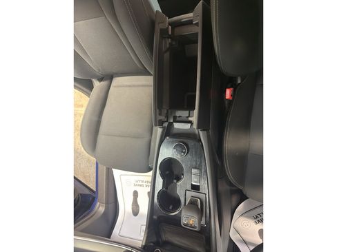 Used 2023 Nissan Rogue S image 18