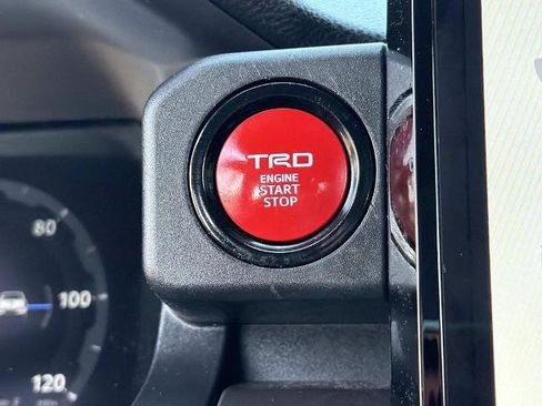 Used 2025 Toyota Tacoma TRD Off-Road w/ TRD Off Road Premium Package image 28