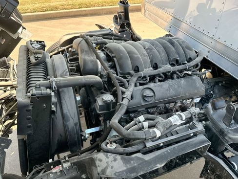 New 2024 Chevrolet Low Cab Forward image 17