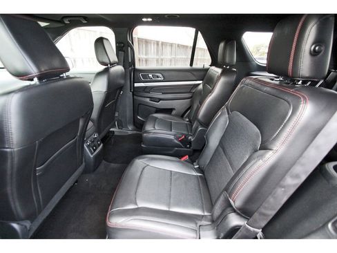 Used 2018 Ford Explorer Sport w/ Equipment Group 401A image 14