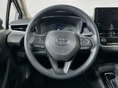 Used 2024 Toyota Corolla LE FWD image 18