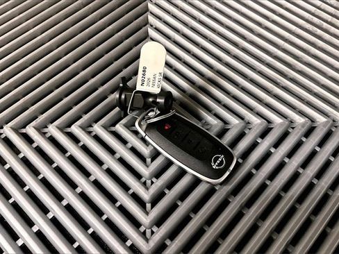 New 2026 Nissan Kicks SR image 12