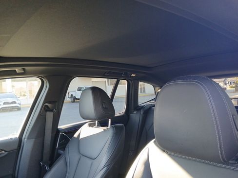 Used 2023 BMW X3 xDrive30i image 12