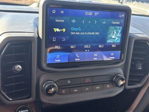 Used 2023 Ford Bronco Sport Outer Banks w/ Tech Package image 16