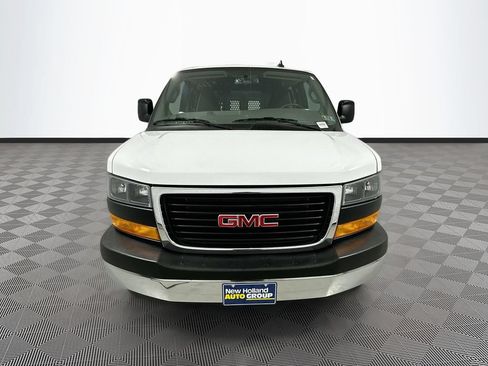 Used 2025 GMC Savana 2500 w/ Driver Convenience Package RWD image 2