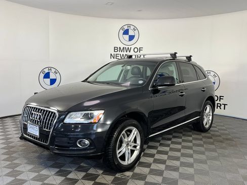 Used 2017 Audi Q5 2.0T Premium Plus w/ Technology Package AWD/4WD image 3