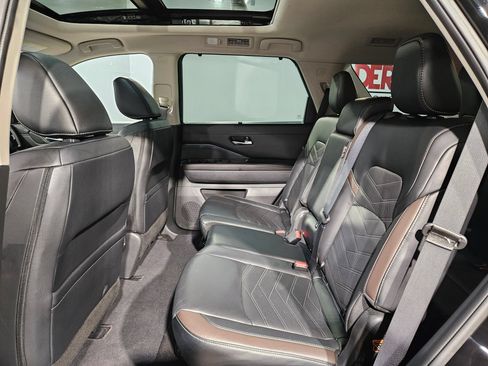 Used 2024 Nissan Pathfinder Platinum w/ Cargo Package FWD image 36