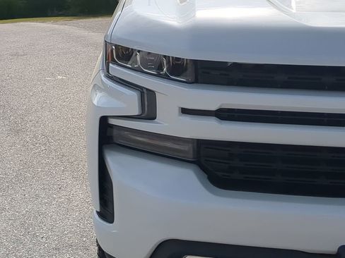 Used 2019 Chevrolet Silverado 1500 RST AWD/4WD image 8