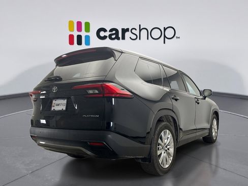 Used 2024 Toyota Grand Highlander AWD image 5