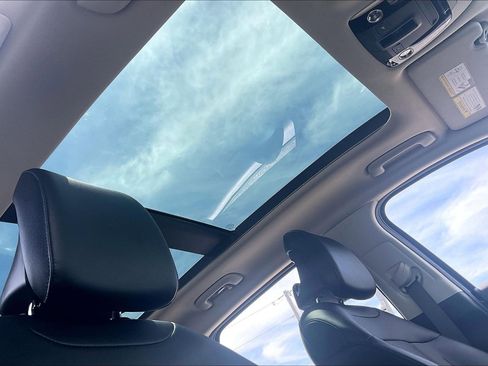 Used 2023 Kia Sportage SX FWD image 27