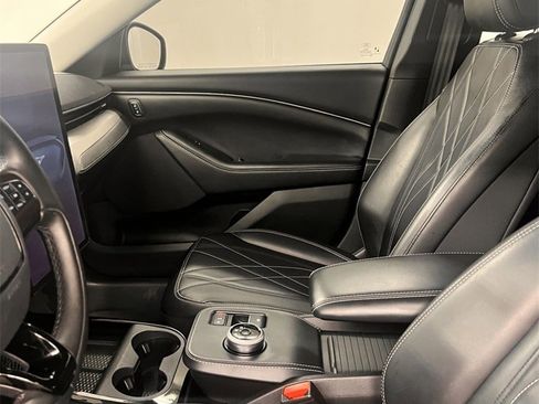 Used 2021 Ford Mustang Mach-E Select w/ Comfort/Appearance Package image 13