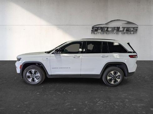 Used 2024 Jeep Grand Cherokee Limited 4xe image 7