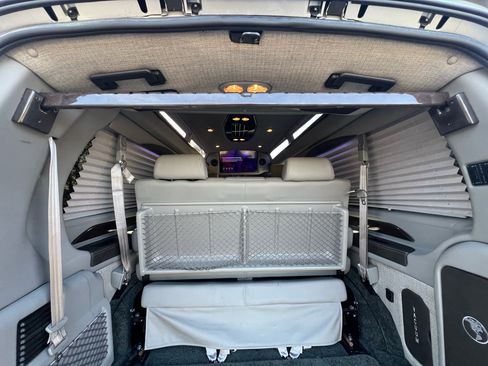 Used 2022 Chevrolet Express 2500 Extended w/ Enhanced Convenience Package image 38