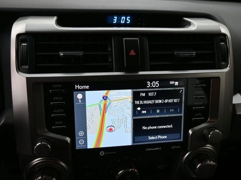 Used 2020 Toyota 4Runner SR5 image 10