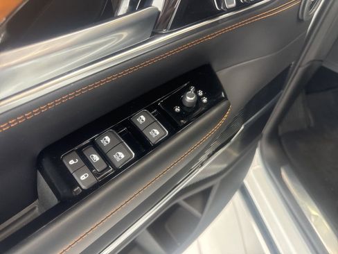 New 2025 Jeep Grand Wagoneer Series III w/ HD Trailer Tow Package image 13